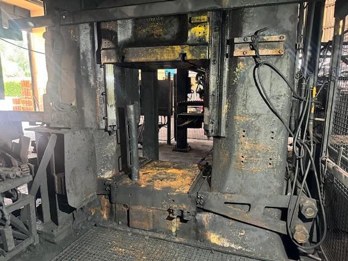 Used 1600 tons Press Friction Screw Weingarten PSR400