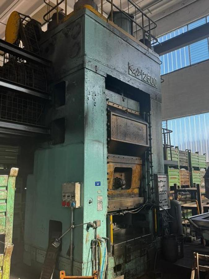 Used 2500 tons Press Knuckle Joint Coining TMP Voronezh Russia KB8044