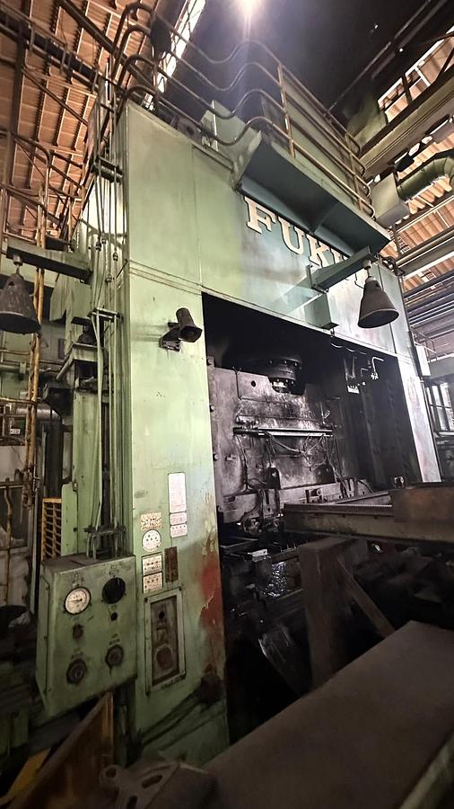 Used 500 tons Press Sheet Stamping Hydraulic Fukui