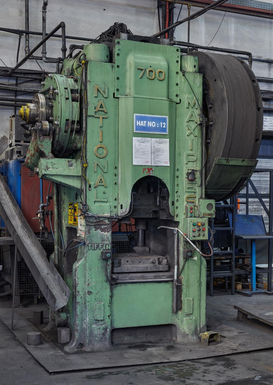 Used 700 tons Press Hot Forging National Maxipress