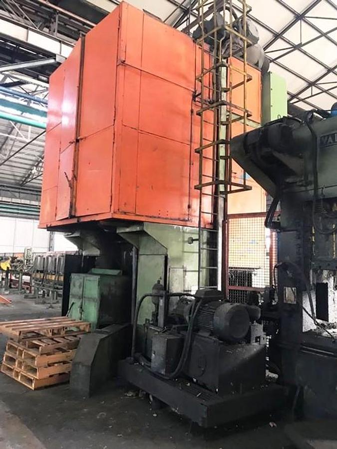 Used 2500 tons Press Hot Forging Smeral LZK2500