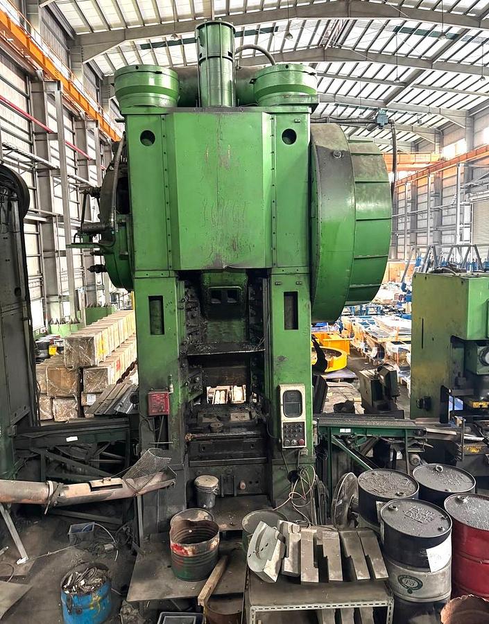 Used 2500 tons Press Hot Forging WMW Erfurt PKXW2500