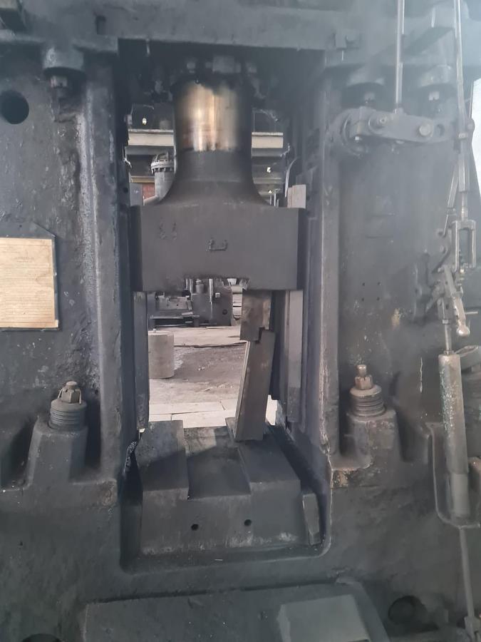 Used 1 ton Hammer Forging Pneumatic Huta Zygmunt MPM3150B