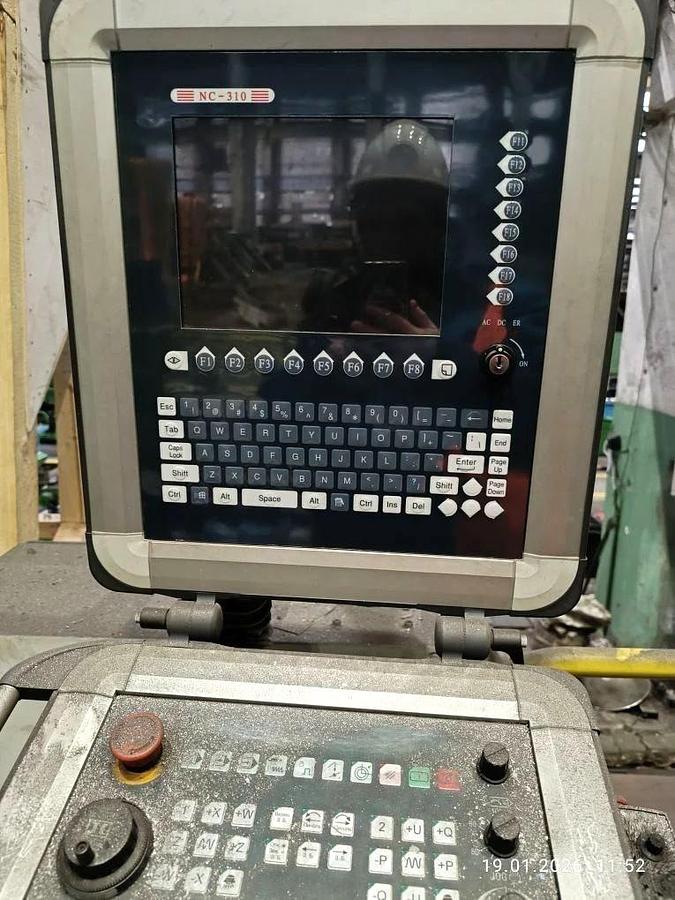 Used Lathe Heavy Duty CNC Stanko 1682A