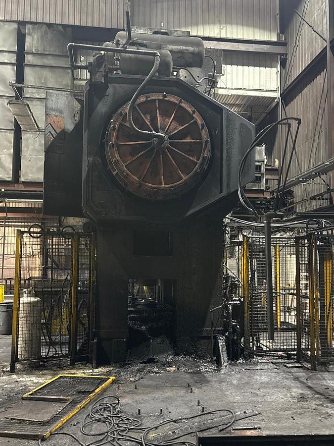 Used 2250 tons Press Hot Forging Manzoni