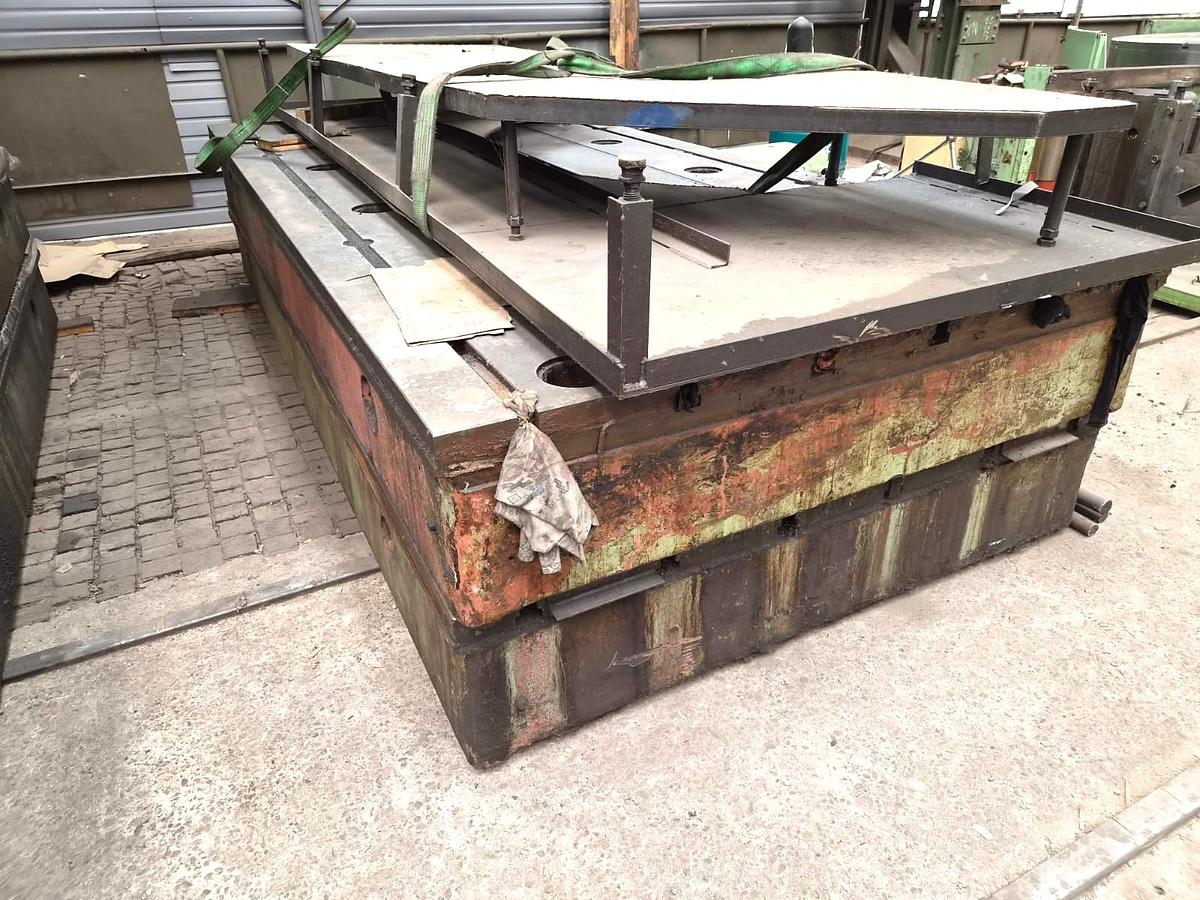 Used Floor Plates