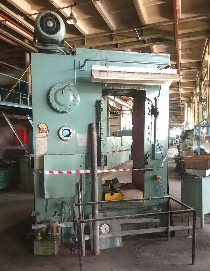 Used 630 tons Press Knuckle Joint Coining Barnaul KB8338