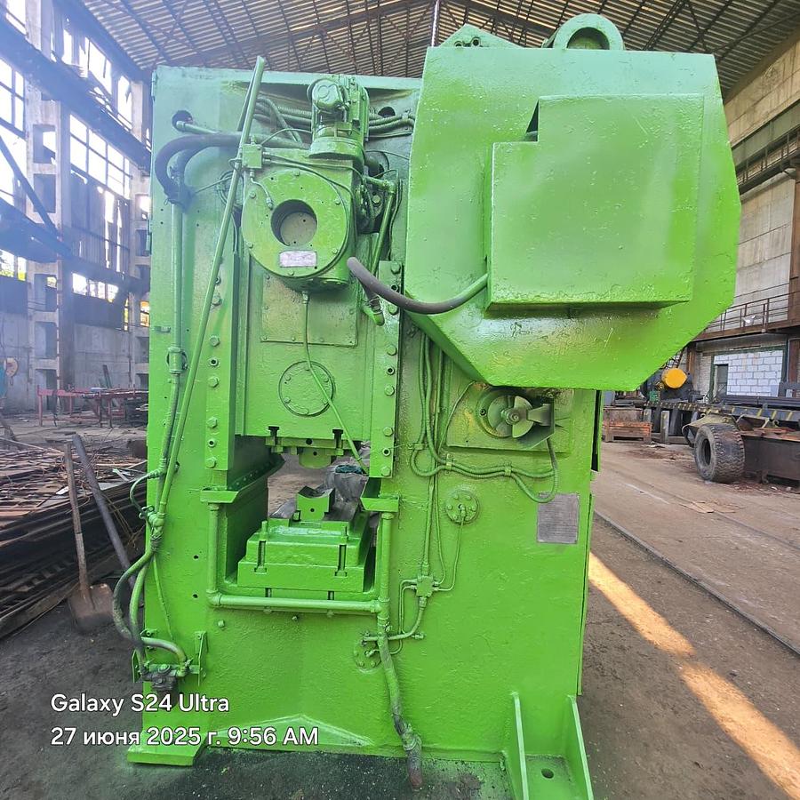 Used 400 tons Press Knuckle Joint Coining Barnaul Russia KB8336