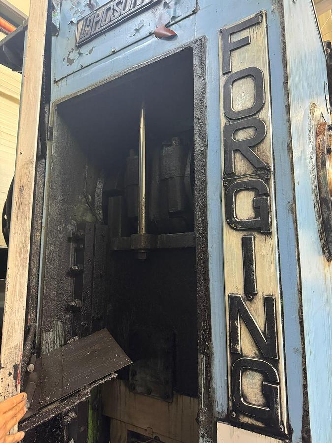 Used 1300 tons Press Hot Forging Hosung HFP-1300