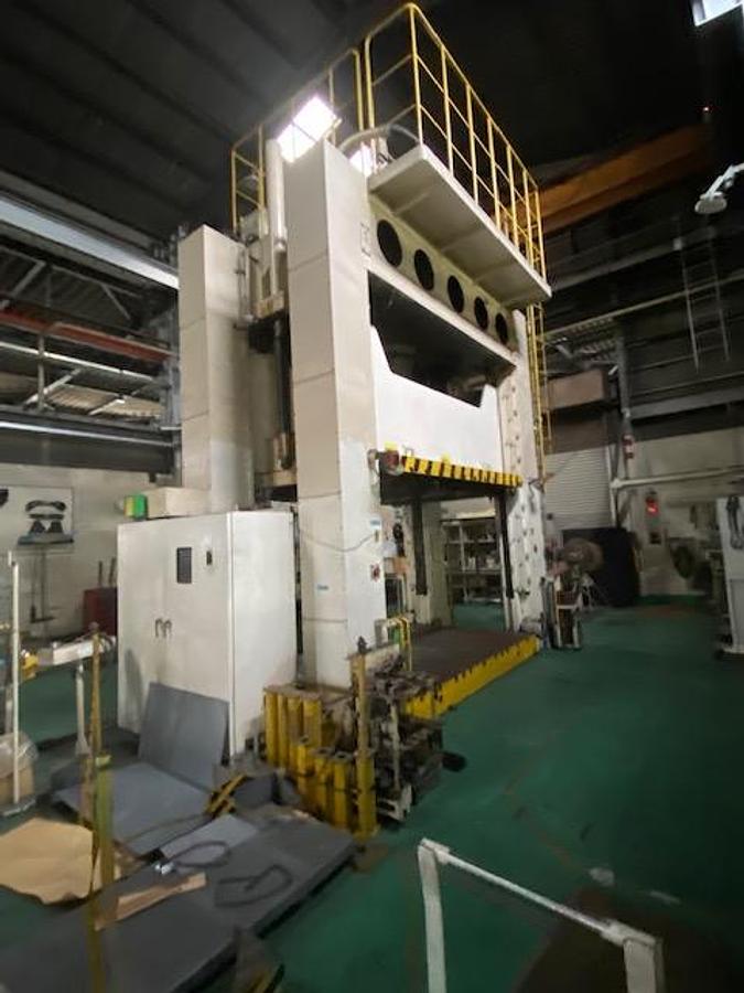 Used 500 tons Press Sheet Stamping Hydraulic Kawasaki