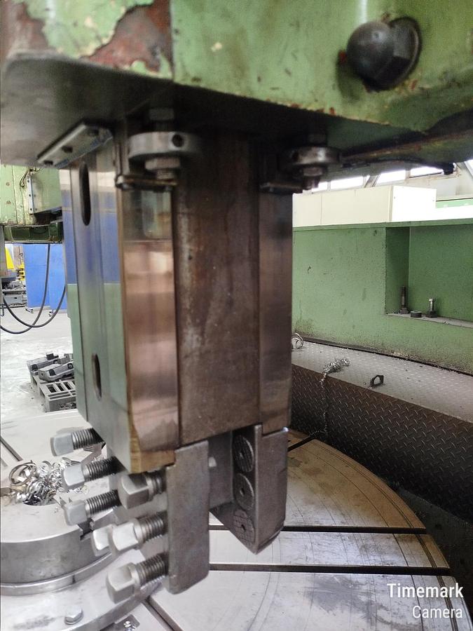 Used Lathe Vertical Turning Tos SK25B