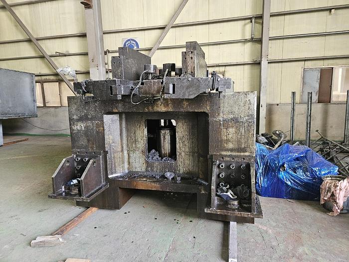 Used Press Cold Forging Hydraulic Sack & Kiesselbach OKP1250/100-S