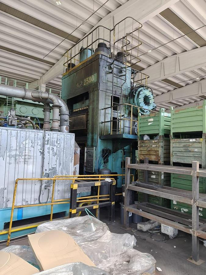 Used 2500 tons Press Knuckle Joint Coining TMP Voronezh Russia KB8044