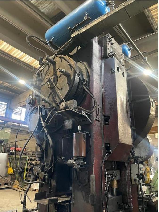 Refurbished 750 tons Press Hot Forging Eumuco