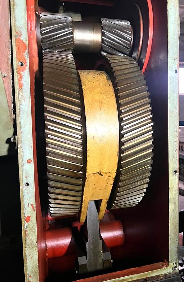 Used 400 tons Press Knuckle Joint Coining Barnaul KB8336