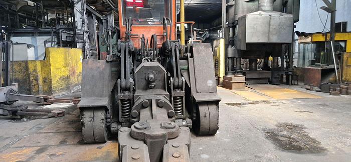 Used 3 tons Manipulator Dango & Dienenthal AMP3000