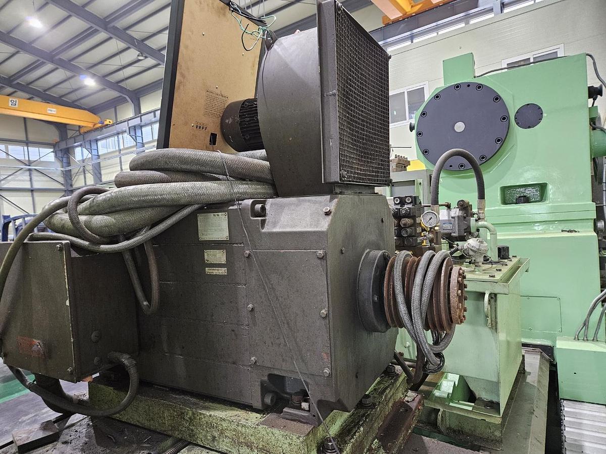 Used Lathe CNC Hankook