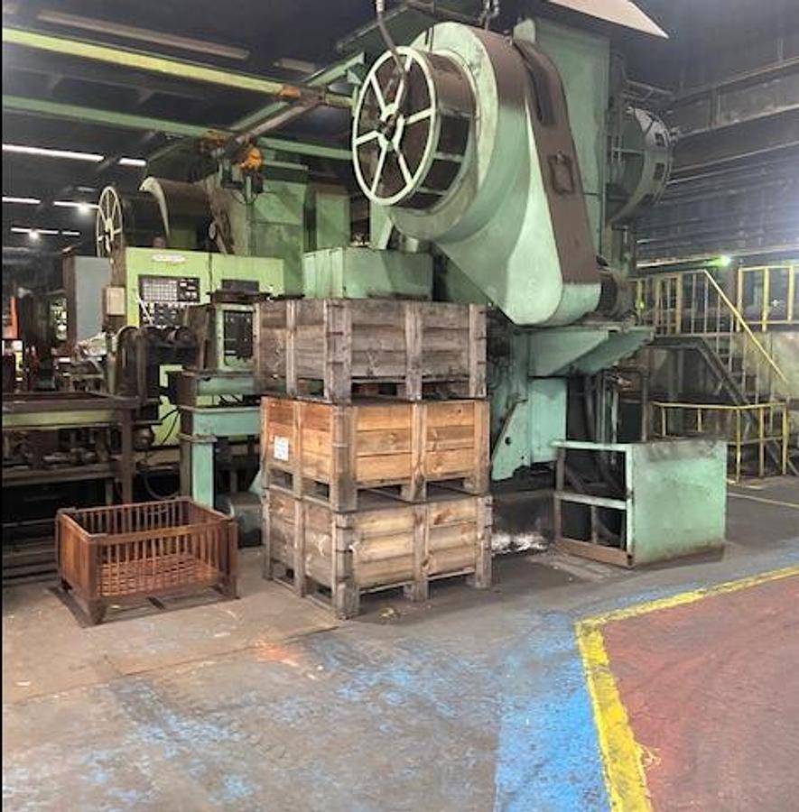 Used 600 tons Billet Shear Sato