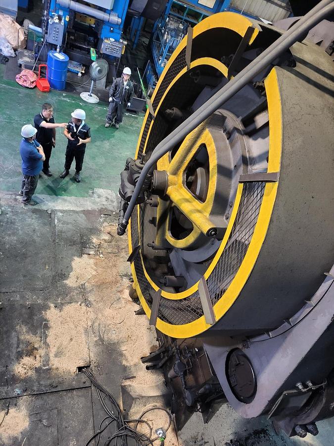 Used 1300 tons Press Hot Forging Hosung HFP-1300