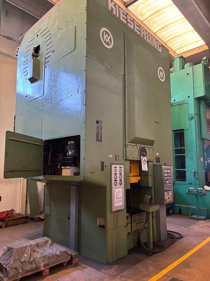 Used 2000 tons Press Knuckle Joint Coining Kieserling