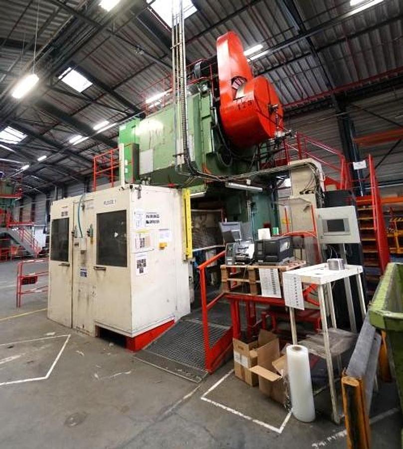 Used 2500 tons Press Knuckle Joint Coining TMP Voronezh Russia KB8044