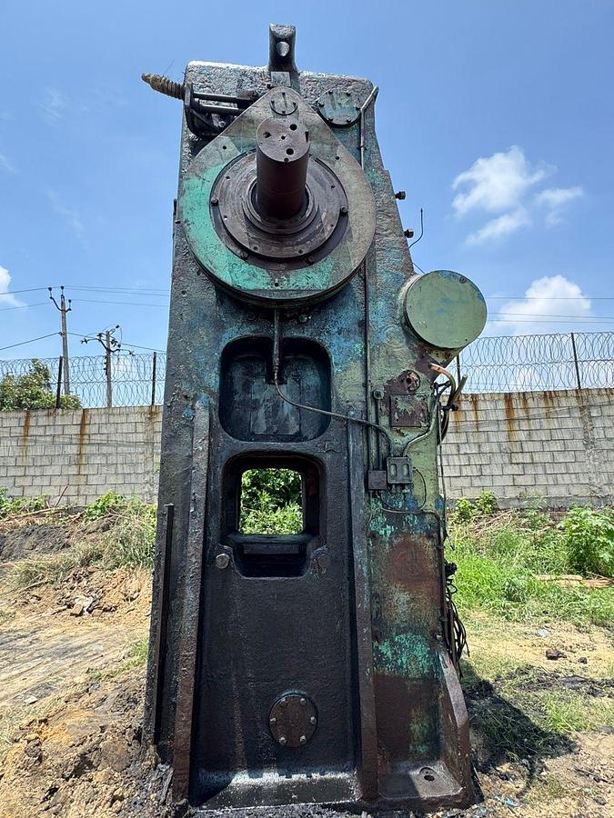 Used 1300 tons Press Hot Forging Massey