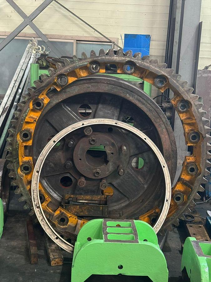 Refurbished 1600 tons Press Hot Forging National Maxipress