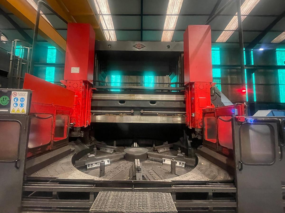 Used Lathe Vertical Turning CNC Kolomna, Russia 1532