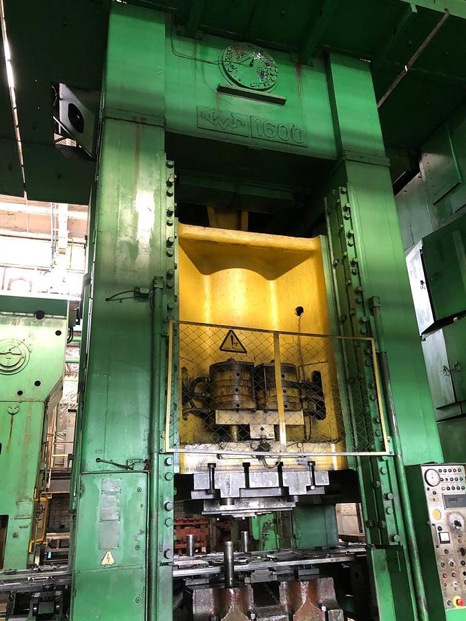 Used 1600 tons Press Trimming TMP Voronezh Russia KB2542