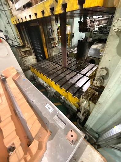 Used 400 tons Press Sheet Stamping Hydraulic Kawasaki