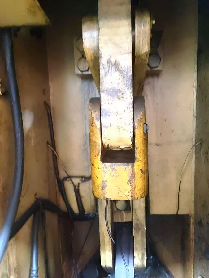 Used 1000 tons Press Knuckle Joint Coining Barnaul KB8340