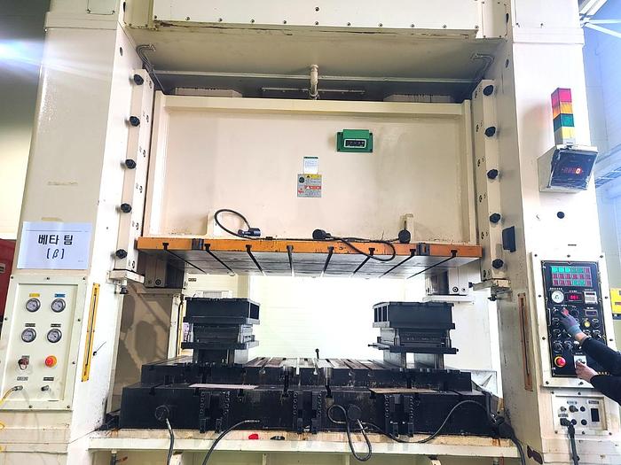 Used 600 tons Press Knuckle Joint Coining Hanoul HNKJ600