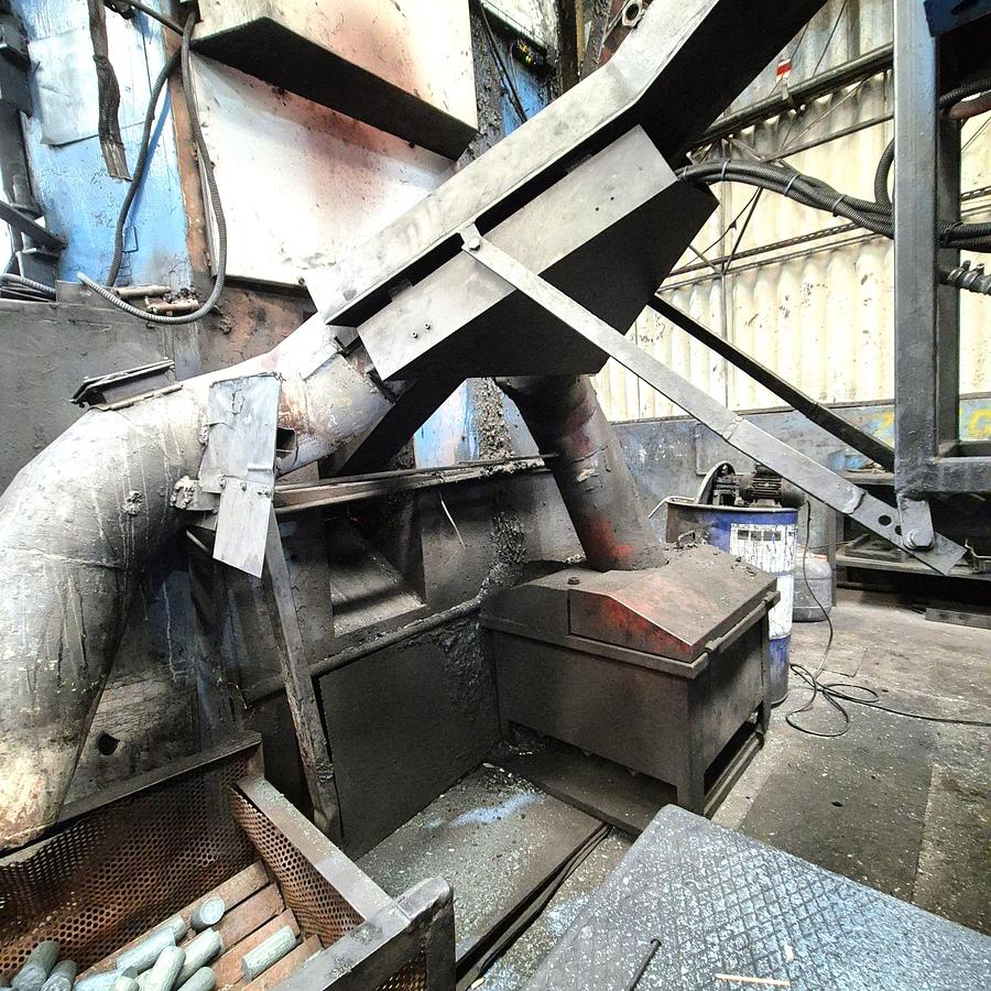Used 1600 tons Press Hot Forging Smeral LZK1600