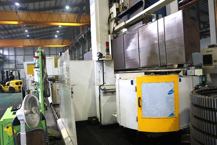 Used Lathe Vertical Turning CNC HNK 25/35