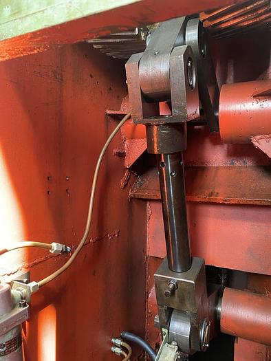 Used 160 tons Press Cold Extrusion Kuzlitmash KB0032