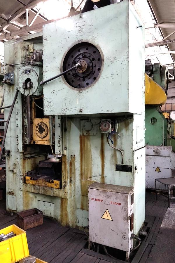 Used 1000 tons Press Knuckle Joint Coining Barnaul KB8340