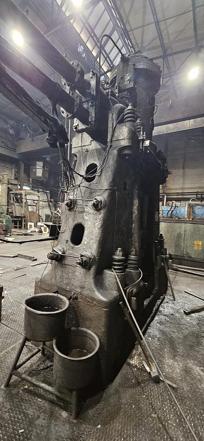 Used 2.5 tons Hammer Forging Pneumatic Huta MPM2000A