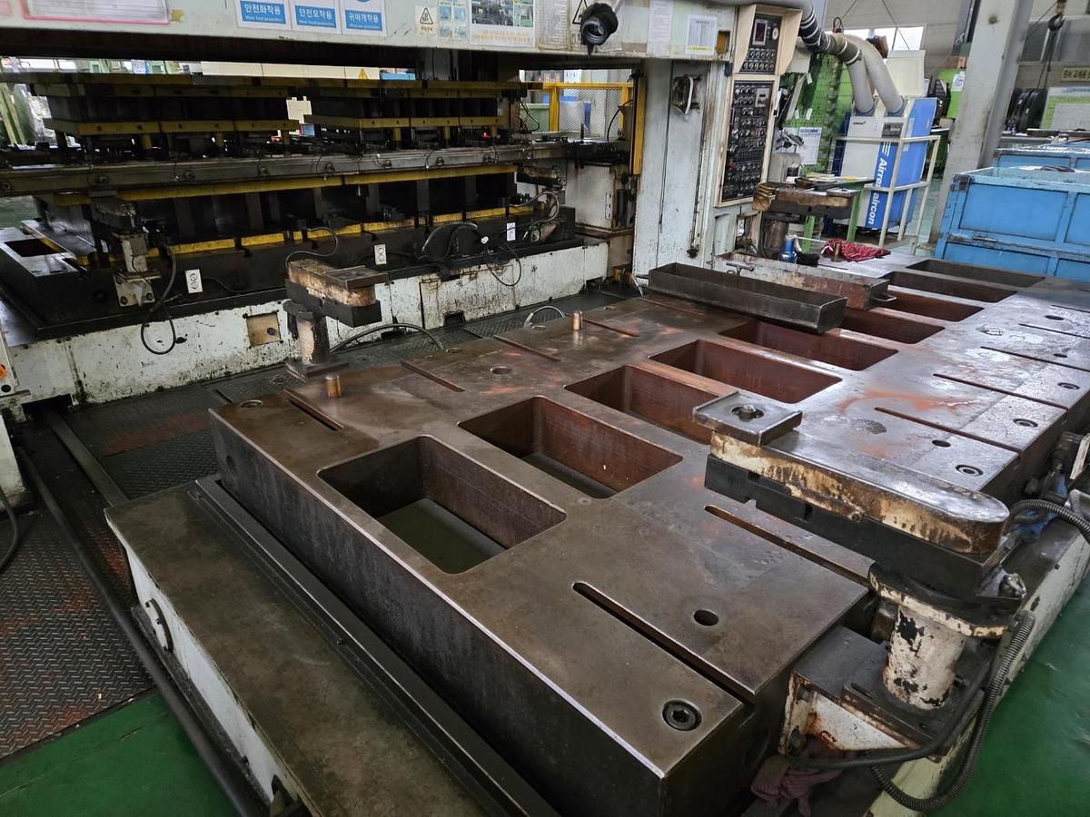 1400 tons Press Transfer Mechanical SIMPAC