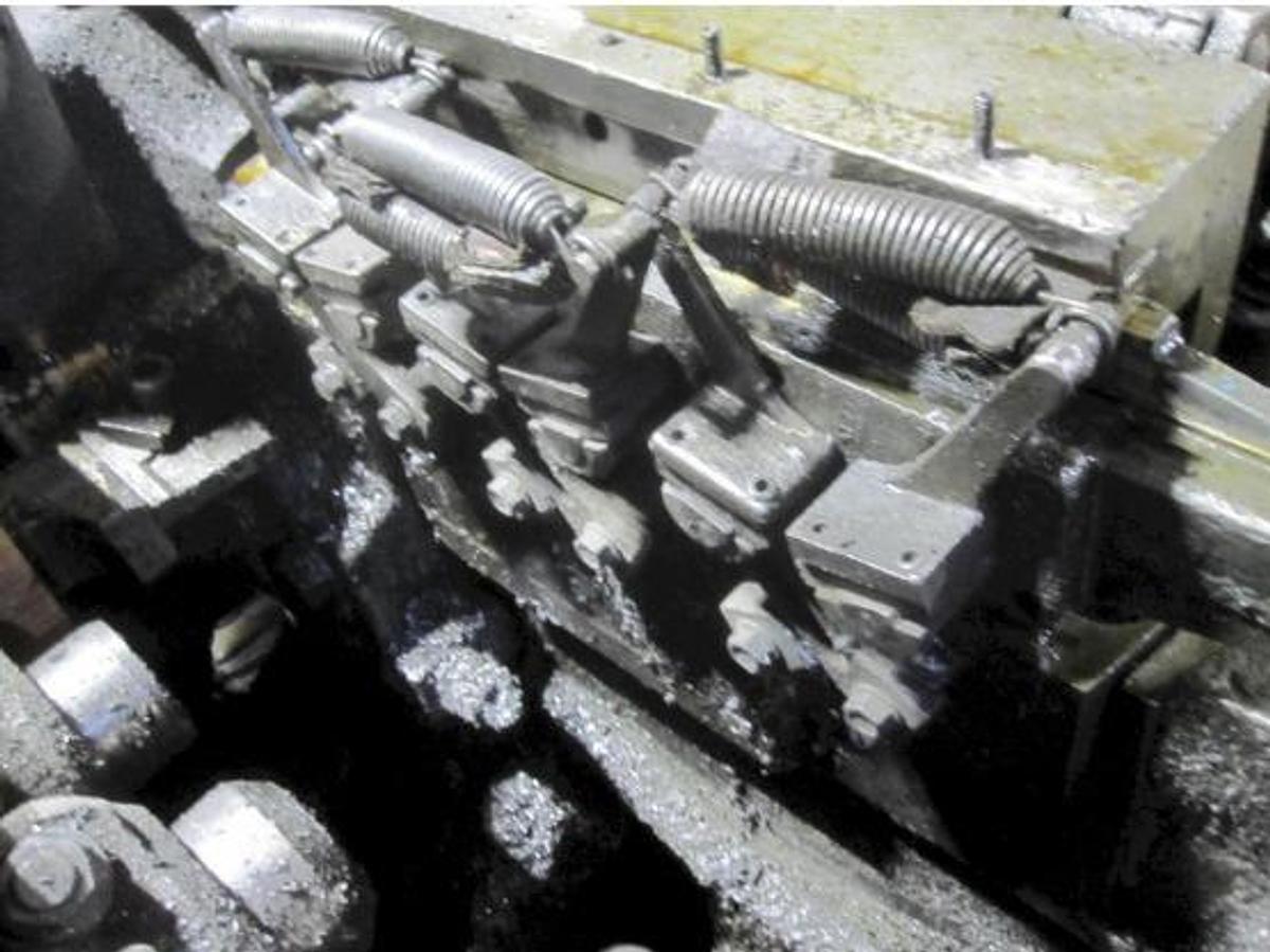 Used Header Progressive Bolt Makers National