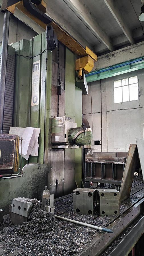 Used Plano Miller CNC Mecof M240A