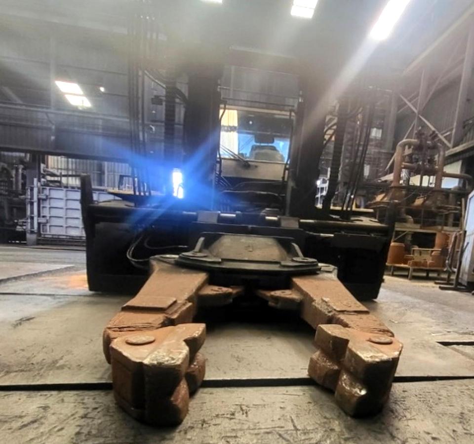 Used 10 tons Manipulator TCM