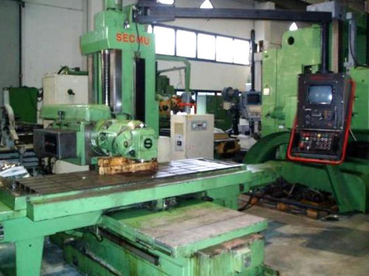 Used Milling Bed Type CNC Secmu FBF5
