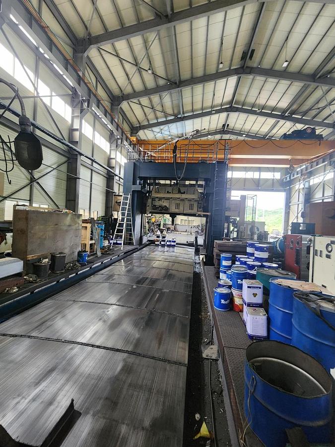 Used Face Machining Center HNK HR30