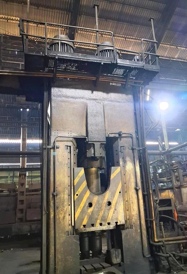 Used 500 tons Press Extrusion Hydraulic Lasco