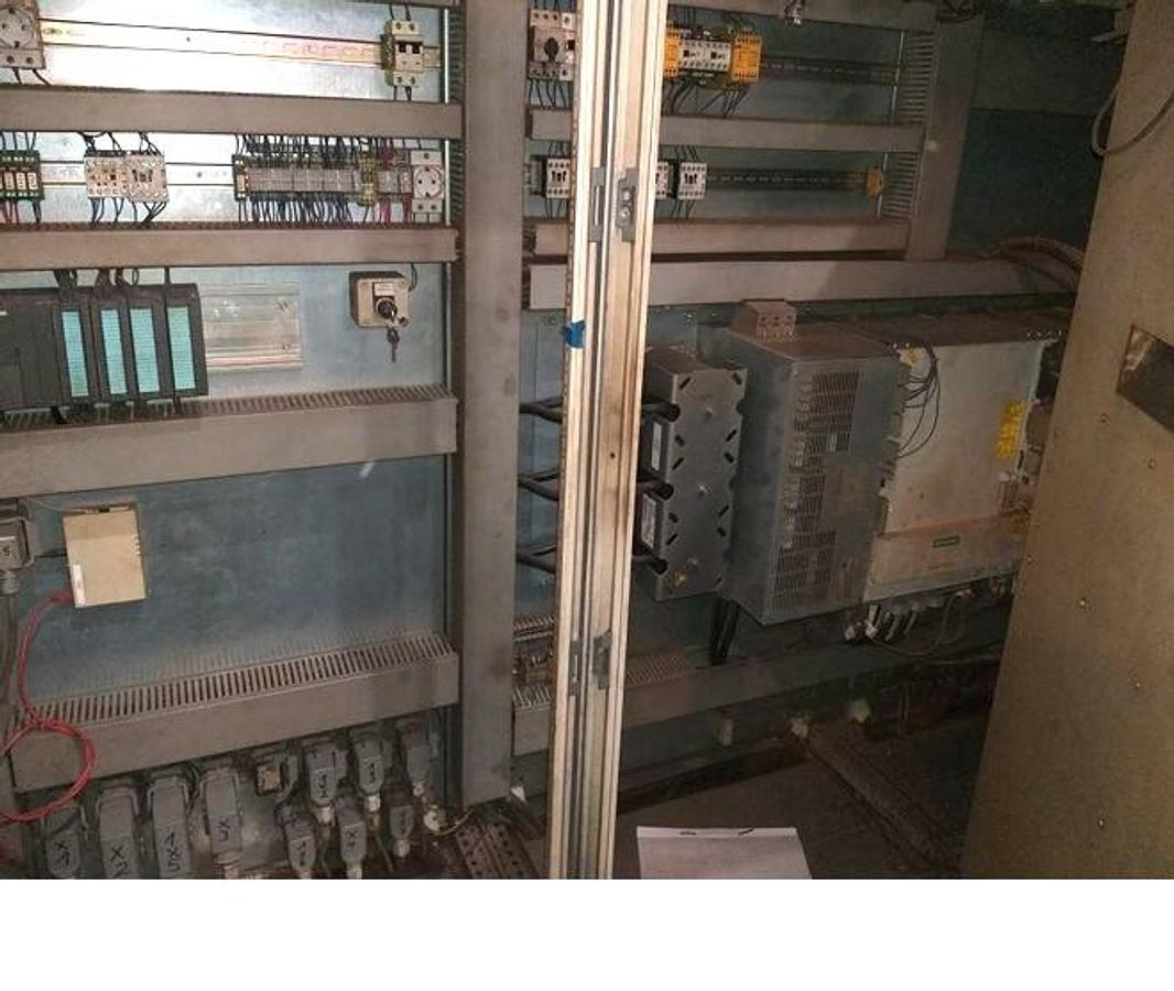 Used Lathe Vertical Turning CNC Doerries SD250