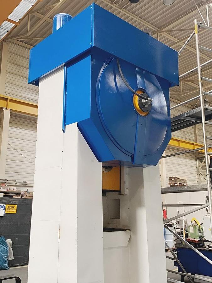 Used 1000 tons Press Hot Forging Smeral LKM1000