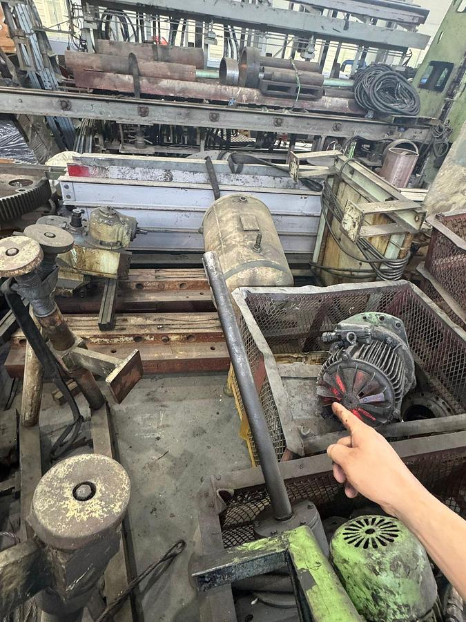 Used 1000 tons Press Knuckle Joint Coining Barnaul, Russia KB8240
