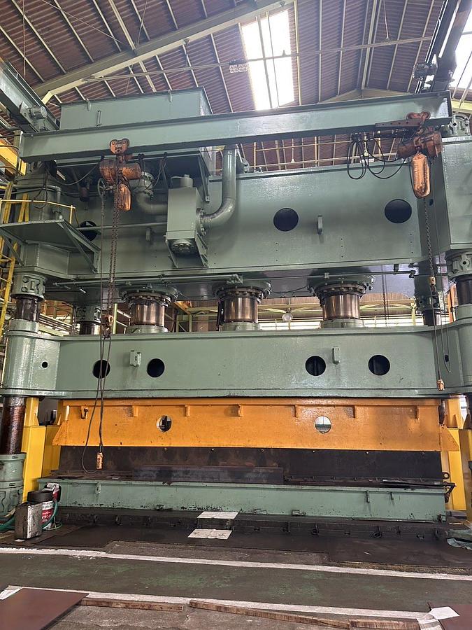 Used 2000 tons Press Sheet Stamping Hydraulic Daito KPH-2000