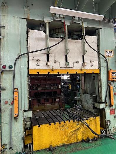 Used 300 tons Press Sheet Stamping Hydraulic Kongo