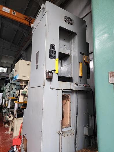 Used Press Cold Extrusion UKR300